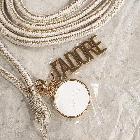 🌸🌸 Christian Dior Cellphone Shoulder Strap - Picture 2 of 5